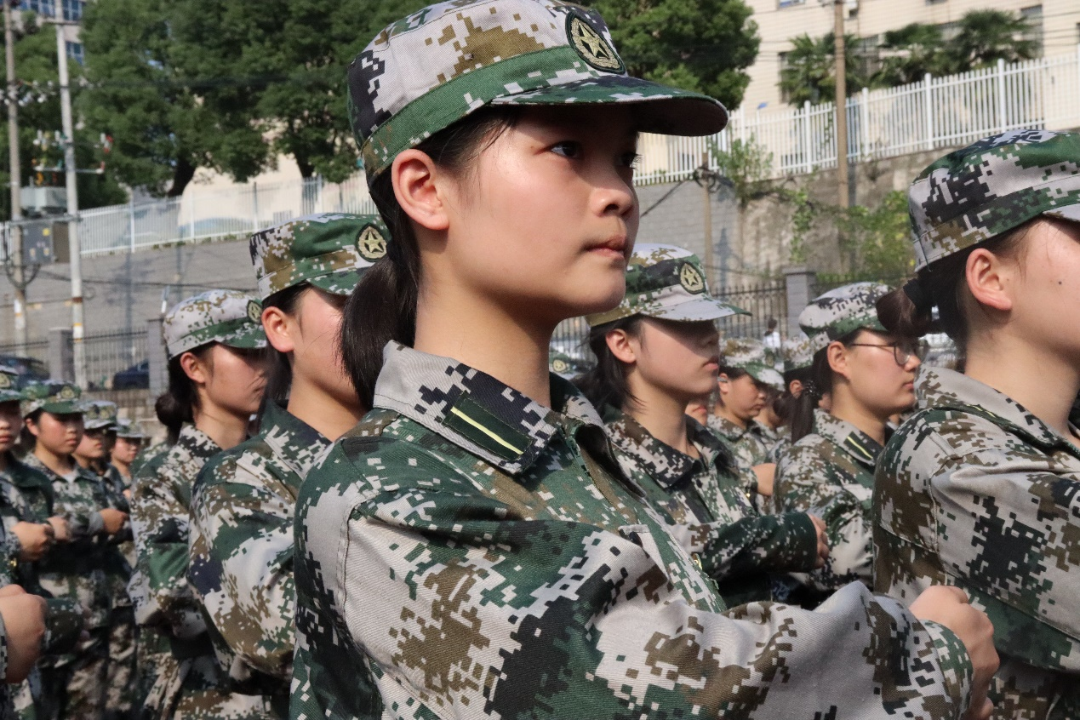 青春·迷彩 | 点击查看属于你的军训笑容
