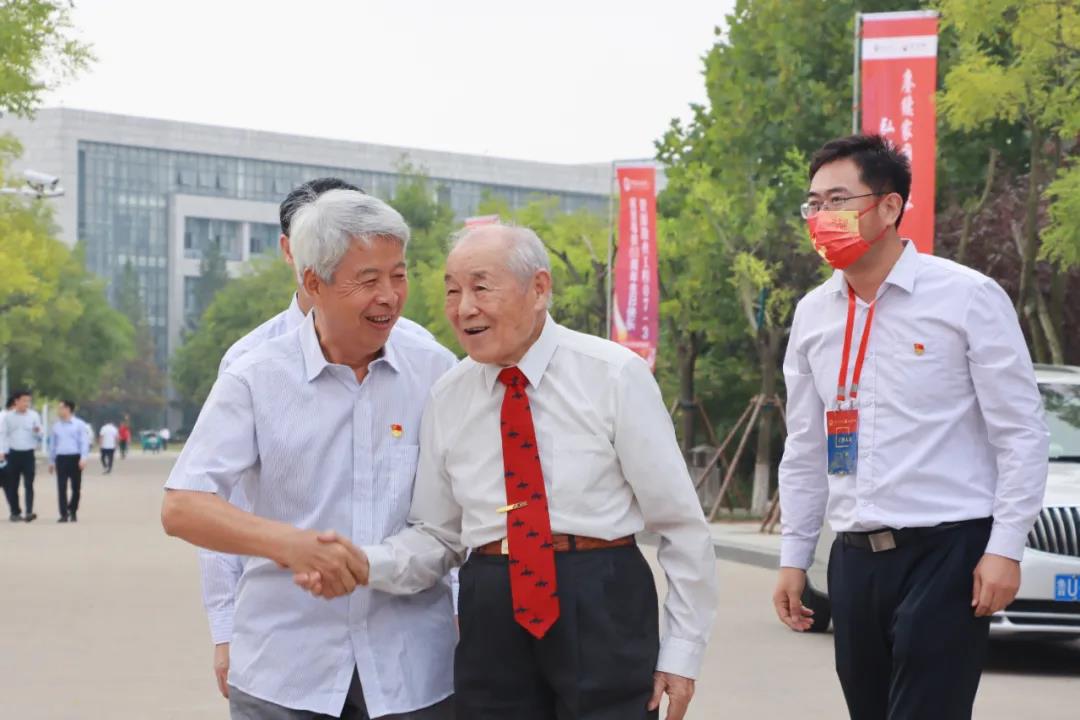 微信图片_20211003131037.jpg 微信图片_20211003131037.jpg